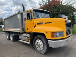Mack CH