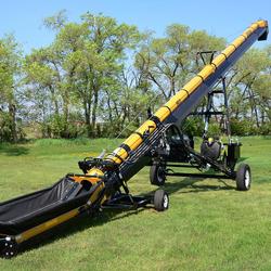 Convey-All 1658 TL Self Propelled Grain Conveyor