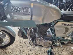 1974 Ducati 750 SuperSport (750SS)