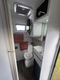 2025 JB Caravans Dirtroader 20'8 Bunk