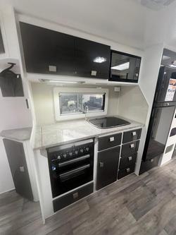 2025 JB Caravans Dirt Roader 20'8 Family Bunk