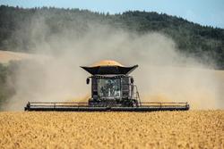 Fendt Ideal 9T Twin Rotor Harvester