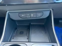 2025 Kia
                Carnival GT-Line HEV