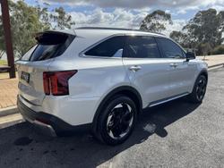 2024 Kia
Sorento Sport+