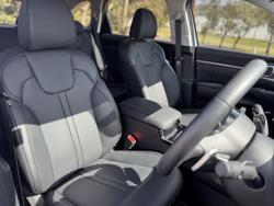 2024 Kia
Sorento Sport+