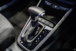 2025 Kia
                Stonic S