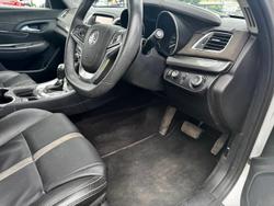 2017 Holden
Calais V