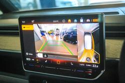 2025 Volkswagen
                ID. Buzz Pro BEV560