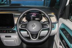 2025 Volkswagen
                ID. Buzz Pro BEV560