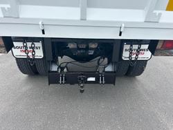2017 Mitsubishi Fm FUSO FM 1627, MANUAL, TIPPER, LOW KM