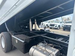 2017 Mitsubishi Fm FUSO FM 1627, MANUAL, TIPPER, LOW KM