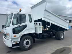 2017 Mitsubishi Fm FUSO FM 1627, MANUAL, TIPPER, LOW KM