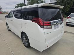 2017 Toyota Alphard X AGH30W White