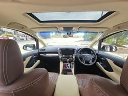 2017 Toyota Alphard X AGH30W White