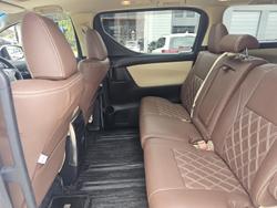 2017 Toyota Alphard X AGH30W White