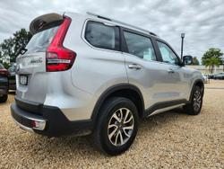 2023 Mahindra Scorpio Z8 4X4 Dazzling Silver