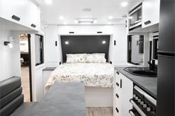 2025 VICTORY CARAVANS Trophy 24 Family Quad Bunk