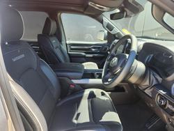2023 RAM 1500 Laramie Sport RamBox