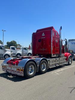 2020 Kenworth T909