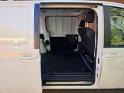 2024 Hyundai
STARIA LOAD