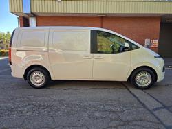 2024 Hyundai
STARIA LOAD