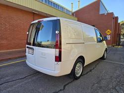 2024 Hyundai
STARIA LOAD