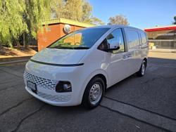 2024 Hyundai
STARIA LOAD