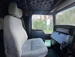 2010 Kenworth
T408 It Bunk. Cummins Isx 525Hp, 97T Rated