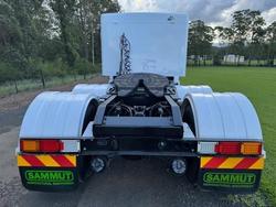 2010 Kenworth
T408 It Bunk. Cummins Isx 525Hp, 97T Rated