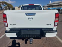2024 Mazda BT-50 GT