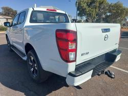 2024 Mazda BT-50 GT