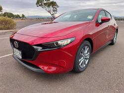 2024 Mazda
3 G20 Pure