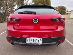 2024 Mazda
3 G20 Pure