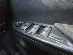 2017 Toyota
Hilux SR5