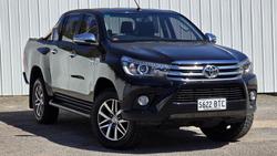 2017 Toyota
                Hilux SR5