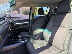 2017 Toyota
                Hilux SR5