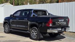 2017 Toyota
                Hilux SR5