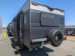 2025 Lotus Caravans 22' Sprint Rear Club