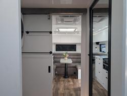 2025 Lotus Caravans 22' Sprint Rear Club