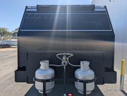 2025 Lotus Caravans 22' Sprint Rear Club