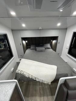 2025 Lotus Caravans 20'6 Freelander