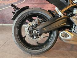 2025 Triumph Trident 660 Trident Black