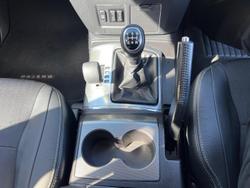 2013 Mitsubishi
Pajero VR-X