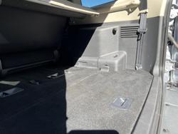 2013 Mitsubishi
Pajero VR-X
