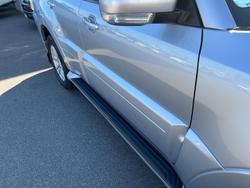 2013 Mitsubishi
Pajero VR-X
