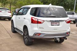 2021 Isuzu
MU-X LS-U
