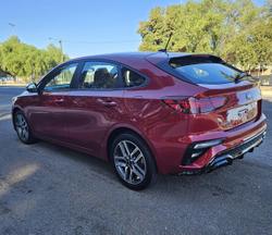 2020 Kia
                Cerato Sport+
