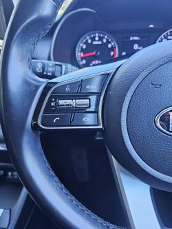 2020 Kia
                Cerato Sport+