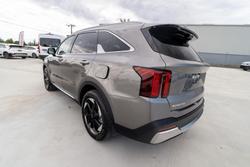 2024 Kia
Sorento HEV GT-Line