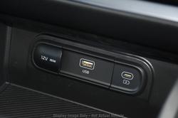 2025 Kia Sportage SX